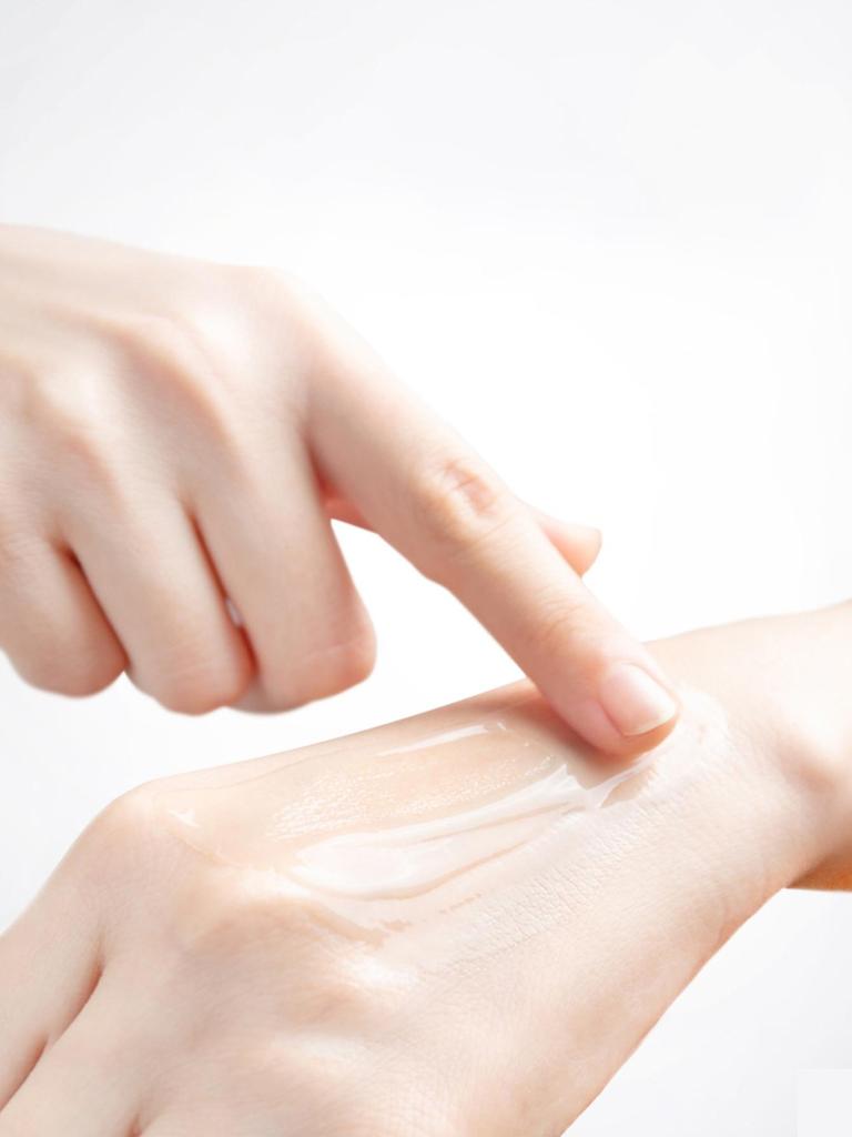 LANCÔME Tonique Confort Re-Hydrating Comforting Toner, для сухой и даже чувствительной кожи, для улучшения увлажнения кожи