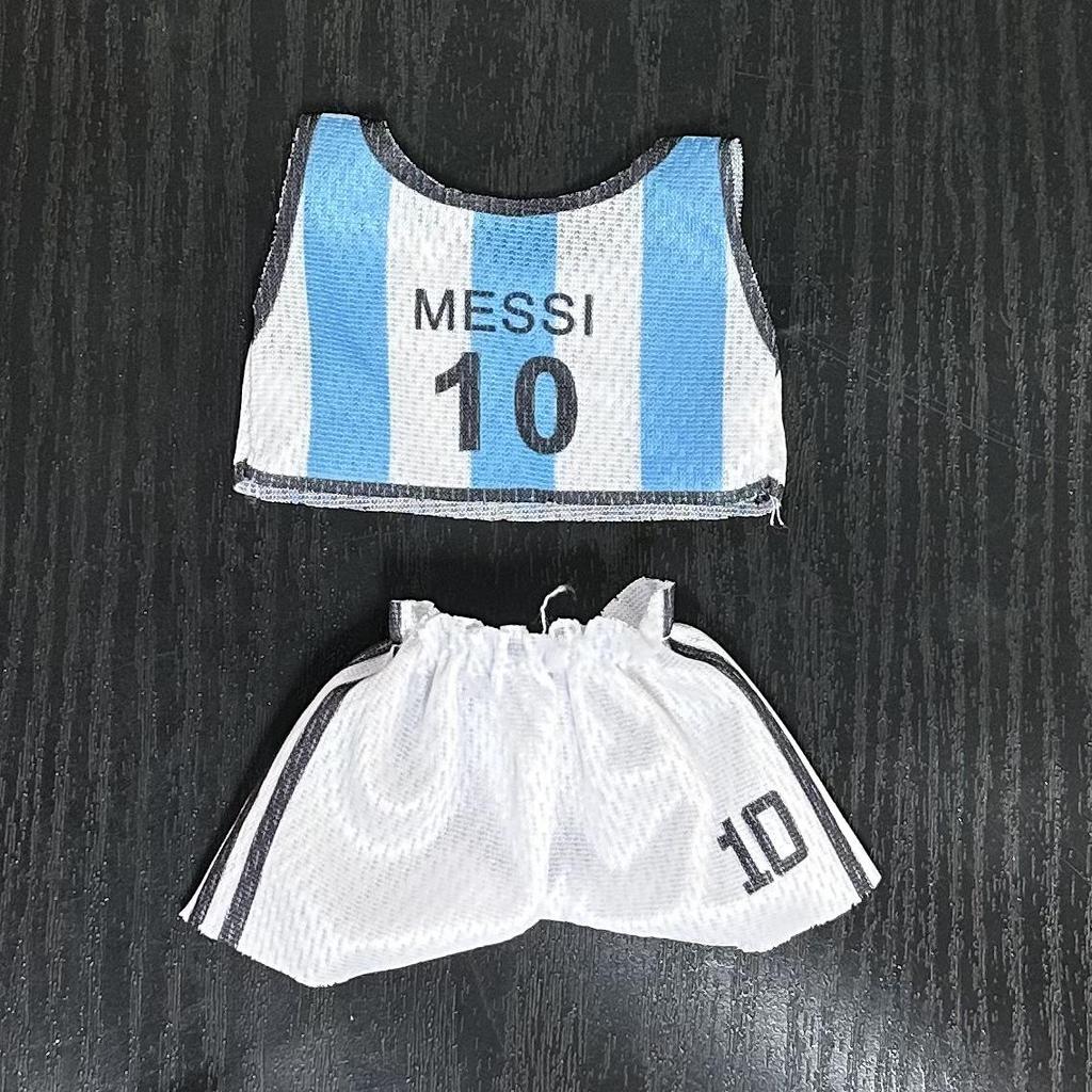 Подвеска Лабубу: Коробка-сюрприз с детской одеждой - 17 см винил «Макарон».