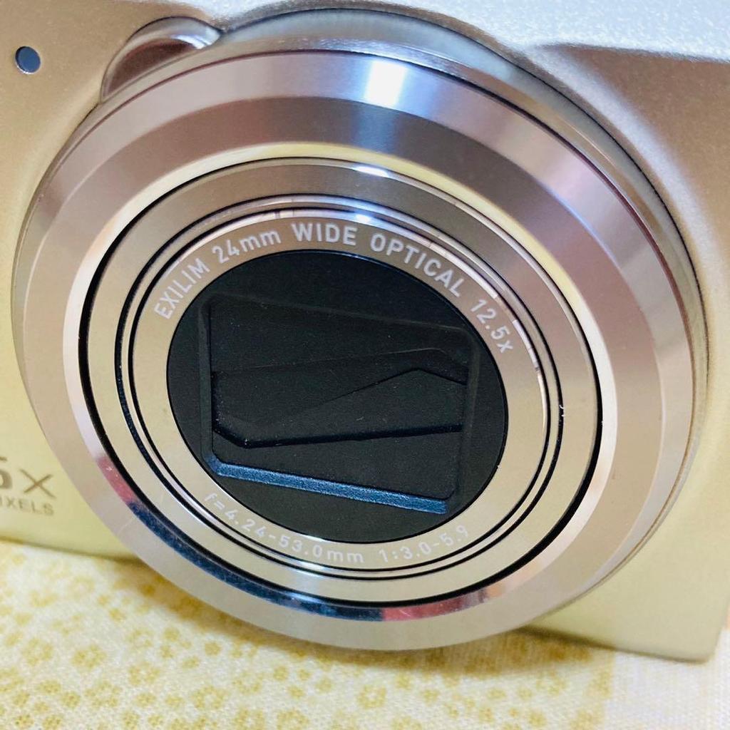Цифровая камера CASIO EXILIM EX-ZS150, б/у, золотистая