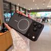 Магнитный чехол из углеродного волокна для iPhone 17 Pro Max с матовой защитой объектива