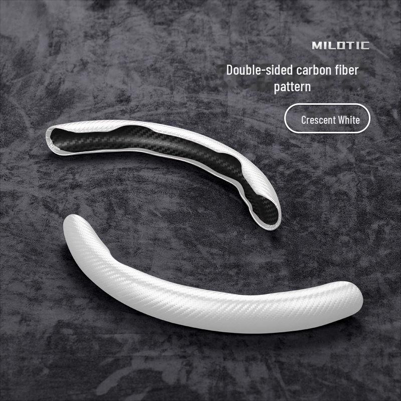 Высококачественный чехол на рулевое колесо автомобиля из замши, обеспечивающий сцепление и впитывание пота в любое время года.