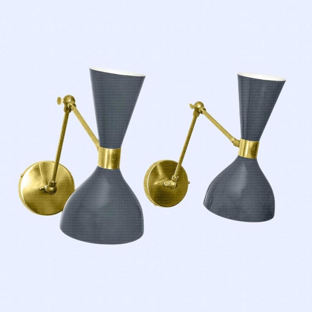 Настенный светильник середины 1950-х годов в итальянском стиле «модерн» в стиле «стилиново» Diablo Scones (Один)