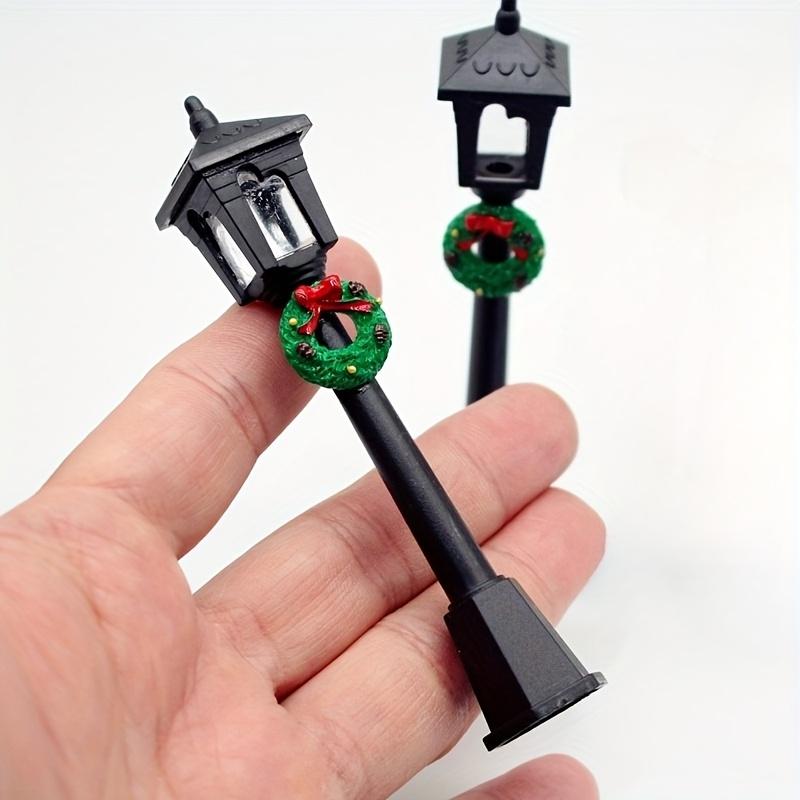 Рождественский мини-фонарный столб с праздничным венком, праздничные подвесные украшения и статуэтки - Черный уличный фонарный столб