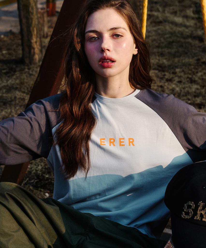 ERER Logo Raglan Long-Sleeved T-Shirt Gray