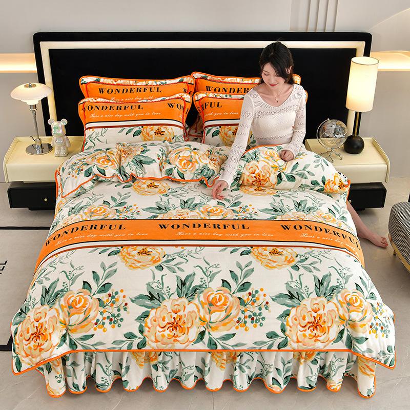 Утепленный зимний комплект из четырех предметов для дома из молочного золотого норкового бархата, комплект из четырех предметов, бархат Farai, коралловый бархат, юбка для кровати, пододеяльник, постельное белье