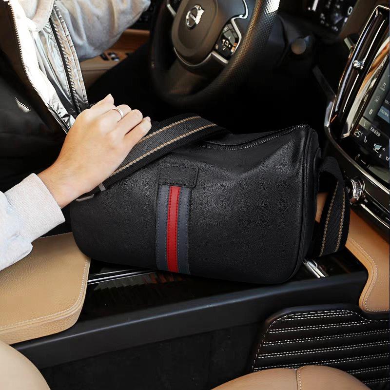 Мужская сумка через плечо из натуральной кожи Мужская сумка через плечо из натуральной кожи Модная повседневная сумка через плечо Верхний слой из коровьей кожи Легкая роскошная маленькая сумка через плечо