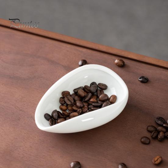 Чашка для дозирования кофе, инструменты бариста, утварь, портативная кофейная ложка для домашнего кафе, шведского стола, отеля, офиса, керамическая чаша для взвешивания кофейных зерен