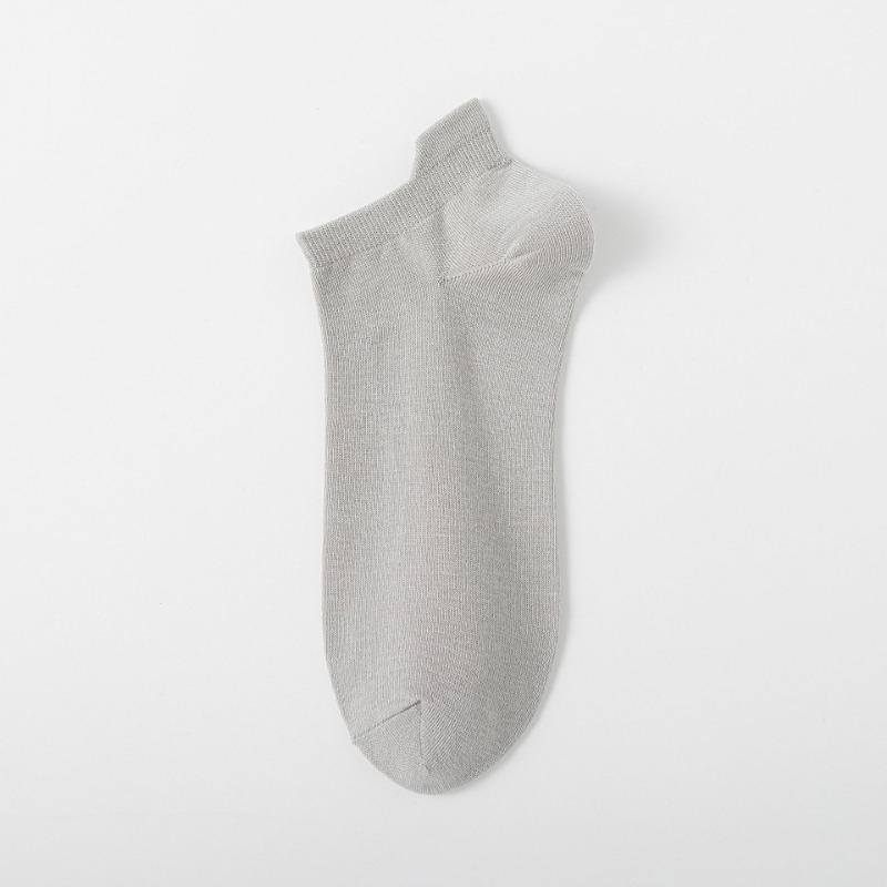 Мужские летние простые и универсальные, не скатывающиеся однотонные носки-лодочки с защитой ушей