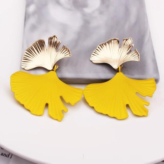 Retro Trendy Statement Drop Earrings for Women Party Ginkgo Biloba Leaves Dangle Earrings Classic European Metal Jewelry Gift