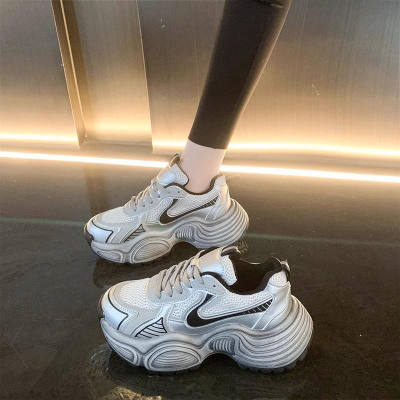 Обувь для папы, новые женские весенне-осенние повседневные серебряные кроссовки на платформе, увеличивающие рост, женская обувь