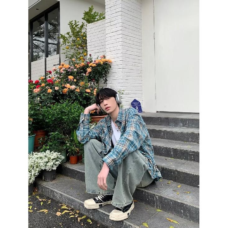 2024 Клетчатая рубашка с длинным рукавом в японском стиле Гонконга Ins Свободная рубашка для мальчиков Летнее модное универсальное повседневное пальто