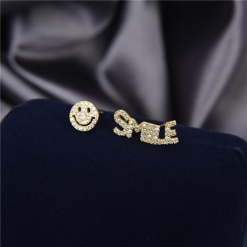 Серьги-смайлик с инкрустацией из стерлингового серебра S925, женские асимметричные серьги-гвоздики со смайликом, изящные ювелирные изделия для подарка на вечеринку