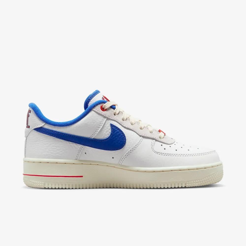 (W) Nike Air Force 1 '07 LX University Blue и Summit White DR0148-100