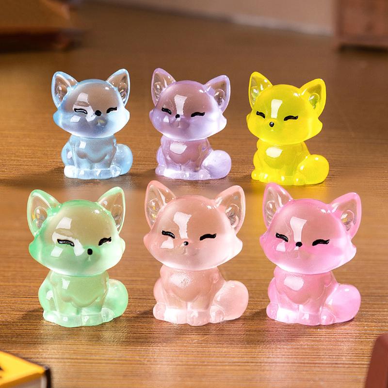 5Pcs Creative Cute Luminous Fox Animal Ornament Cartoon Mini Room Ornament Accessories Kawaii Desktop Resin Ornament Gifts