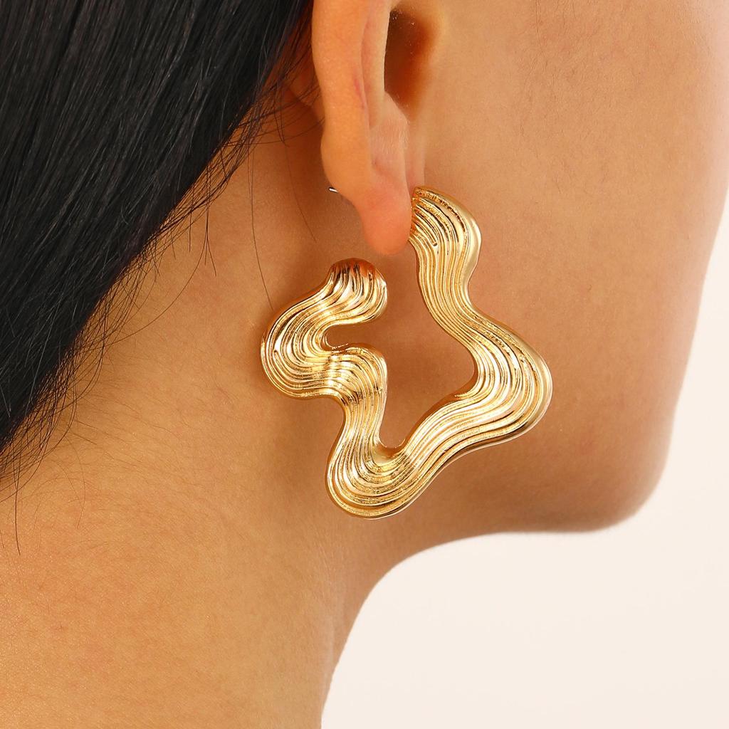 Ретро европейские и американские металлические серьги-гвоздики с холодными каффами для ушей - Простые, гладкие, высококлассная мода.