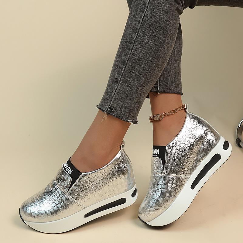 European and American Casual Shallow Mouth Single Shoes 2024 Autumn New High Rise Vulcanized Sports Women's Single Shoes Trafza