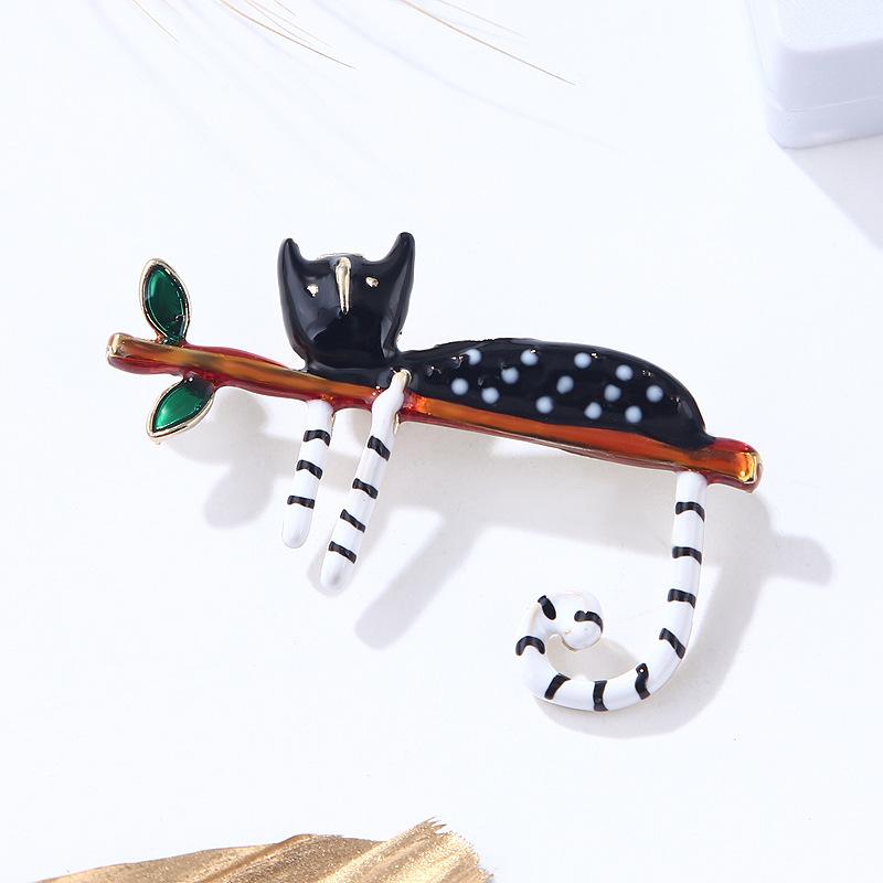 Милые броши с ленивым пятнистым котом для женщин и мужчин, унисекс, модная эмалированная брошь в виде животного, булавки, ювелирные изделия, подарки, аксессуары для одежды