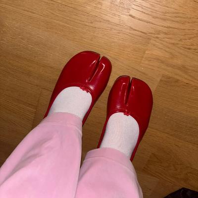 Мода IPPEUM Женские балетки с раздельным носком Мэри Джейн Черные Большой размер 44 Платье Лоферы Обувь Дропшиппинг Балетки Женские