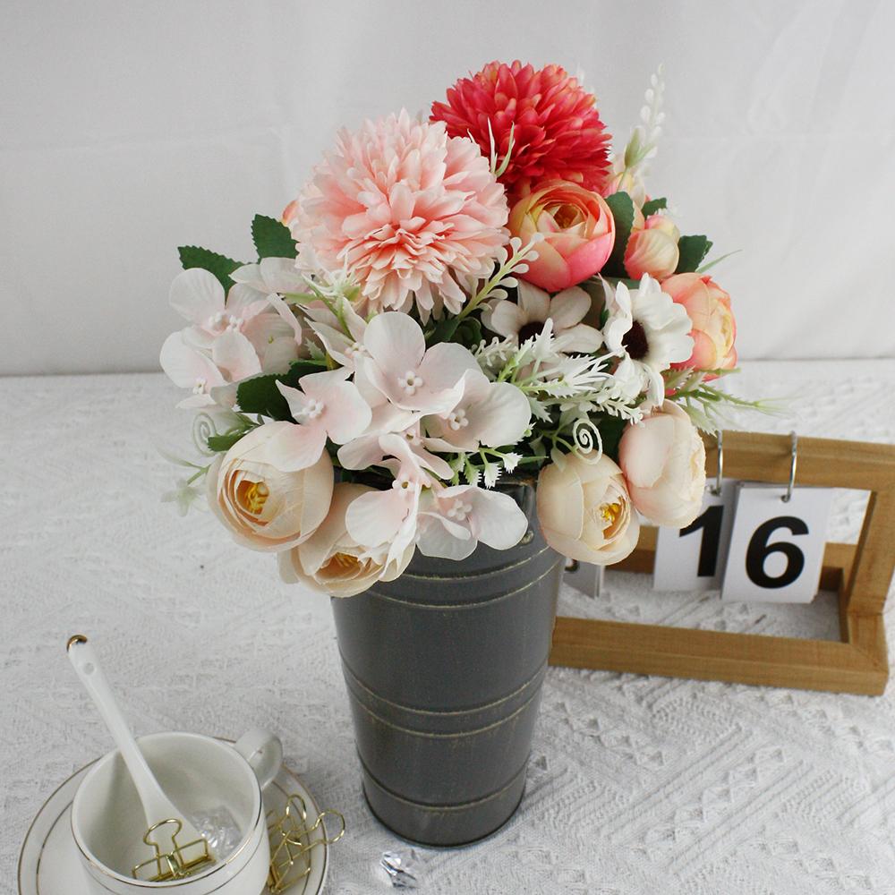 Набор из 3 предметов: железная винтажная черная ваза в европейском стиле и два искусственных букета для гостиной, кабинета и спальни