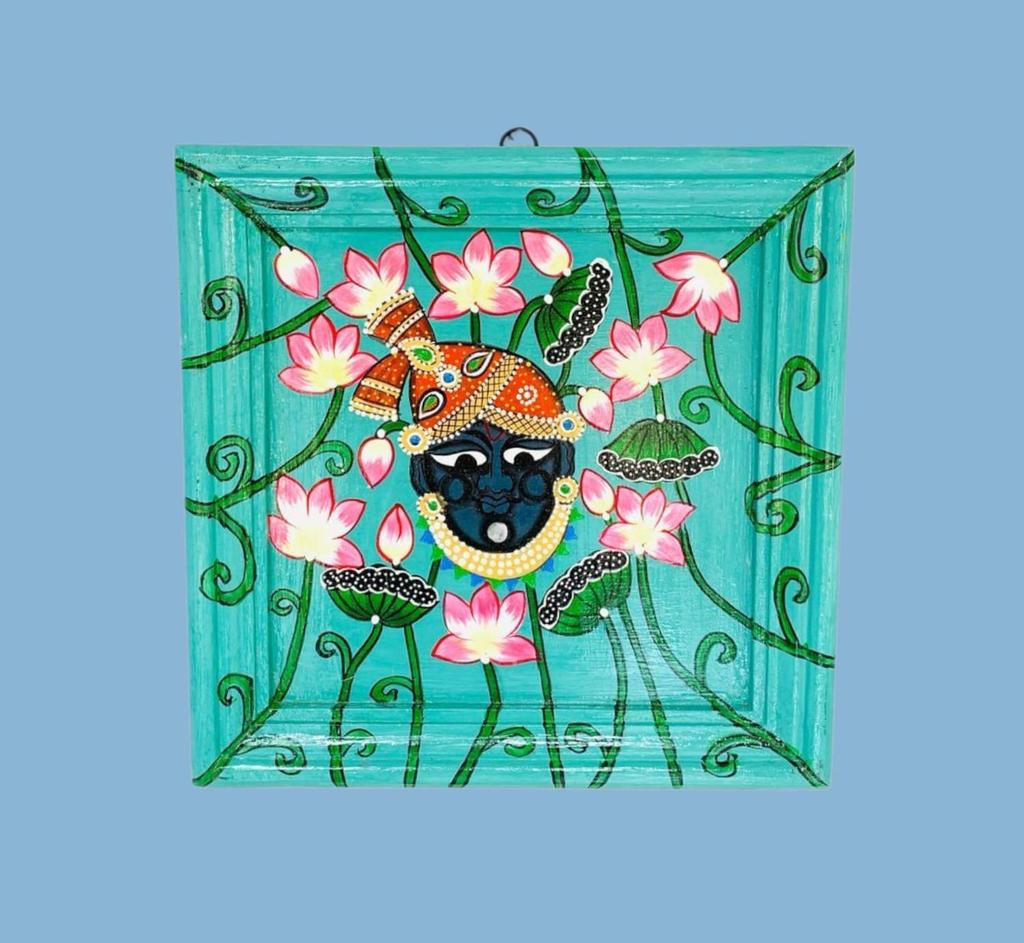 Hand-Painted Lord Shrinathji Wooden Frame: Traditional Indian Temple Decor