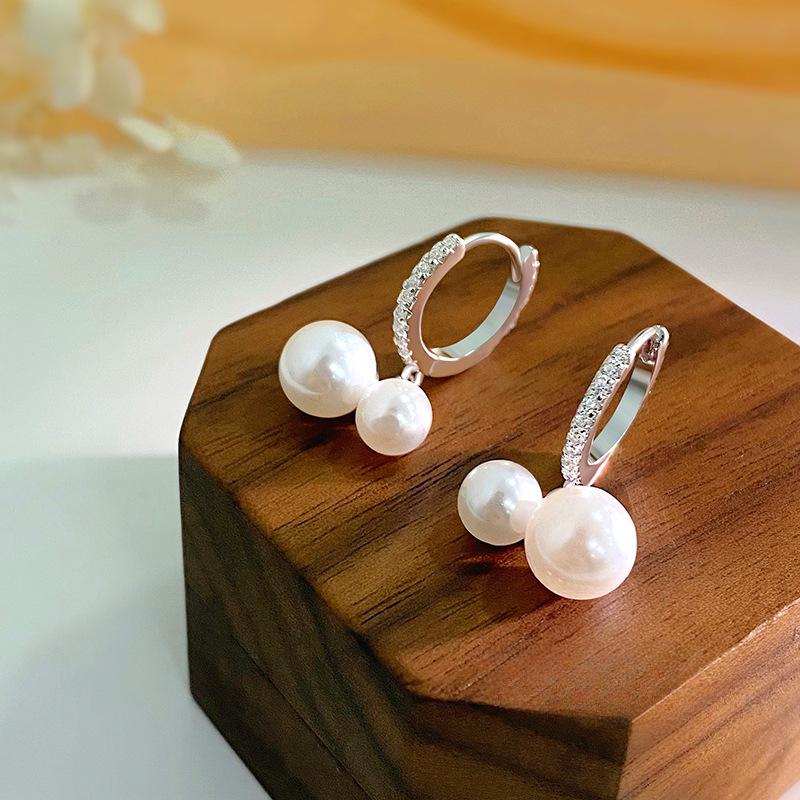 Exquisite Diamond-encrusted Pearl Earrings for Women Light Luxury High-end Niche Design Earrings