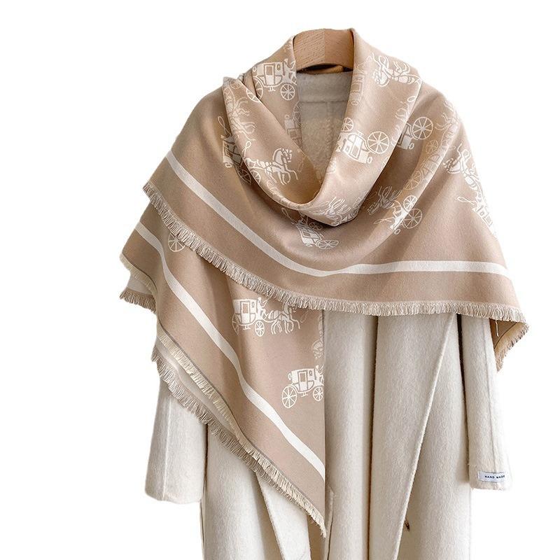 European And Korean Carriage Black And White Classic High-End Scarf Women'S Shawl Warm Versatile Simple Thickened Scarf