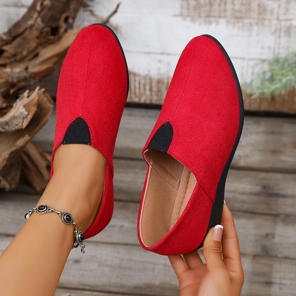 Fashion 2025 Summer Women Slip-On Flats Shoes Breathable Casual Loafers Fashionable Old Cloth Round Toe Sneakers Women Zapatos De Mujer
