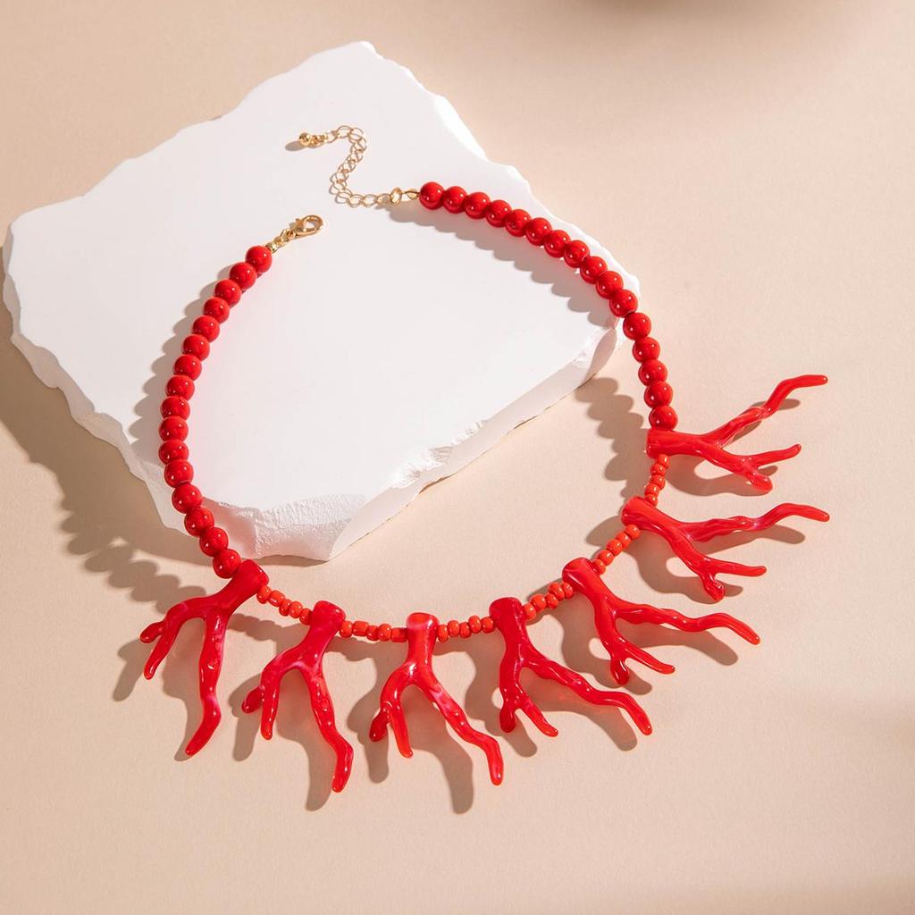 Летнее хит продаж, имитация цвета бирюзы, акриловое ожерелье с коралловым кулоном для женщин, ювелирные изделия, ожерелье для пляжного отдыха