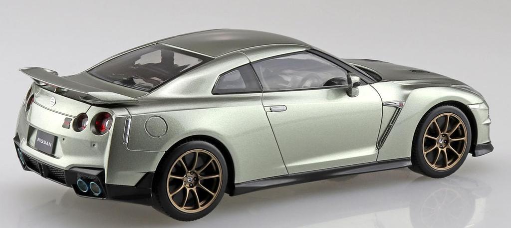 Aoshima Bunka Kyozai Rakupura Snap Kit Nissan R35 NISSAN 2024 Миллениум Джаде Пластиковый Модельный Набор ООО. 1/32 №03-MJ GT-R Предварительно окрашенный