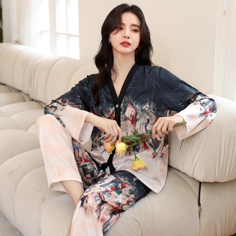 Women's Spring New Pajama Set Ice Silk Thin Long Sleeve Suit Sleepwear New Large Size Printed Pyjamas