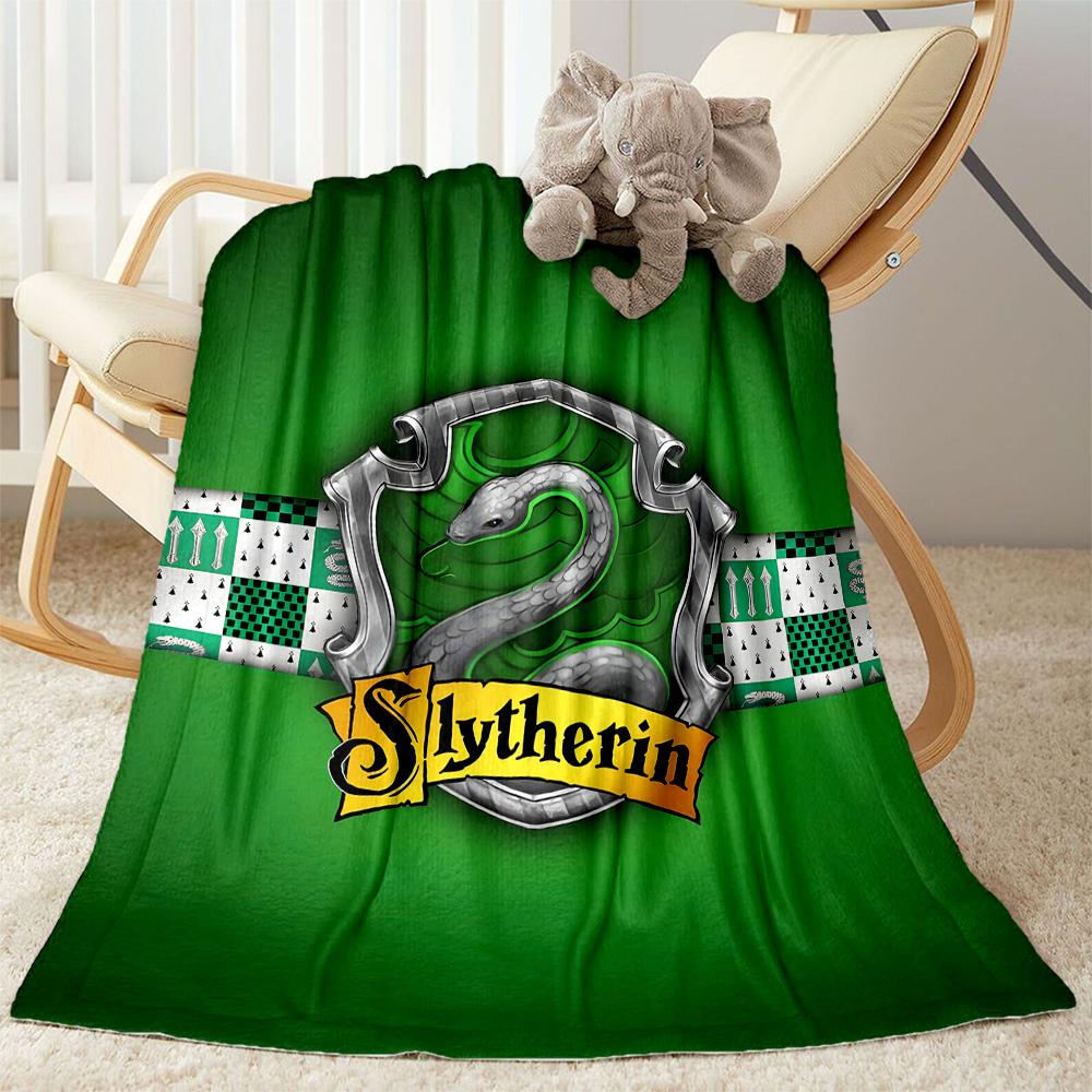 Slytherin Snake Crest Suitable blanket for offices, travel, living rooms also a good gift for friends and family Suitable for all seasons.