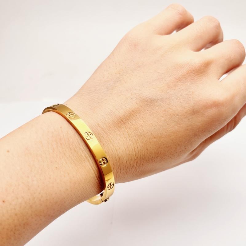 Ювелирные изделия от люксовых брендов Мода Нержавеющая сталь крест Подвеска Люксовые украшения LOVE Браслет ВИНТОВЫЕ Браслеты Подарок для пары