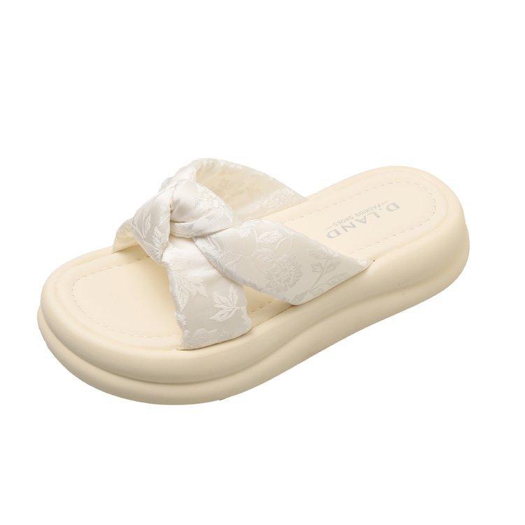 Thick-bottomed Cool Slippers Female Summer Wear 2025 New Fairy Style with Skirt Thick-bottomed Fashion One-word Beach Slippers