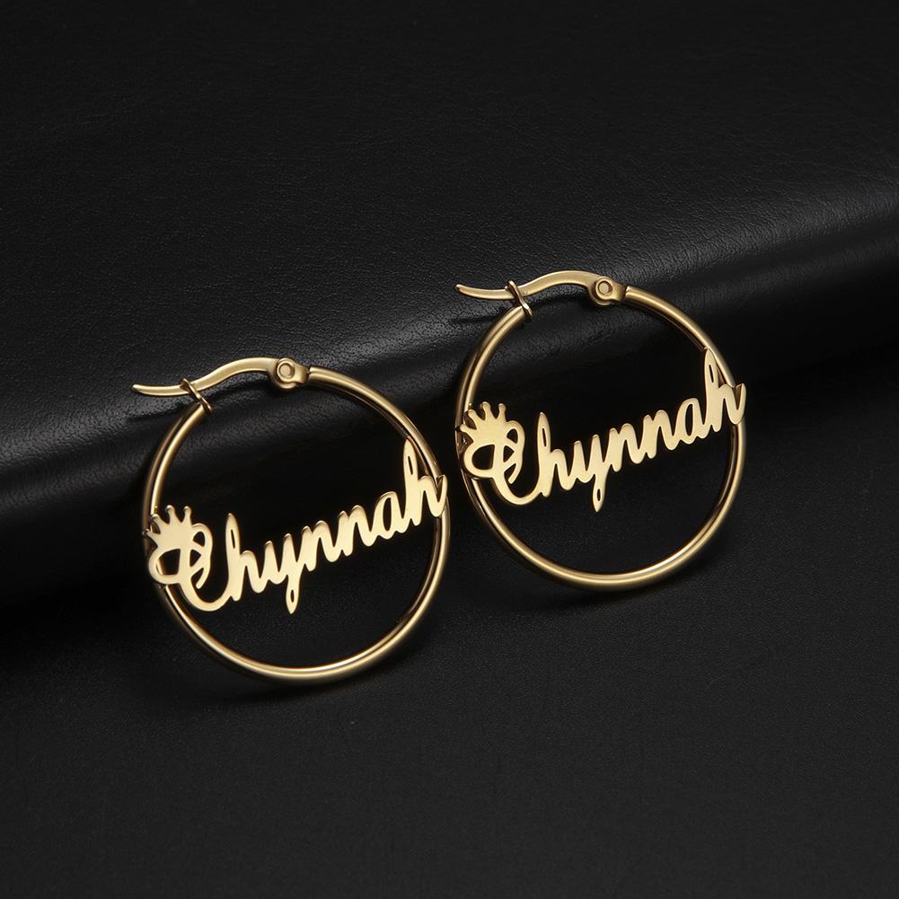Lucktune Индивидуальные серьги-кольца с именем из нержавеющей стали, персонализированные серьги-подвески с буквенной табличкой для женщин, ювелирные изделия, подарки на День святого Валентина
