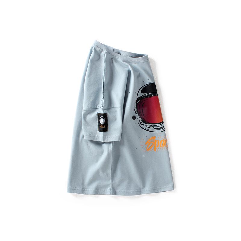 Детские летние хлопковые футболки в корейском стиле с короткими рукавами для мальчиков среднего и крупного возраста.