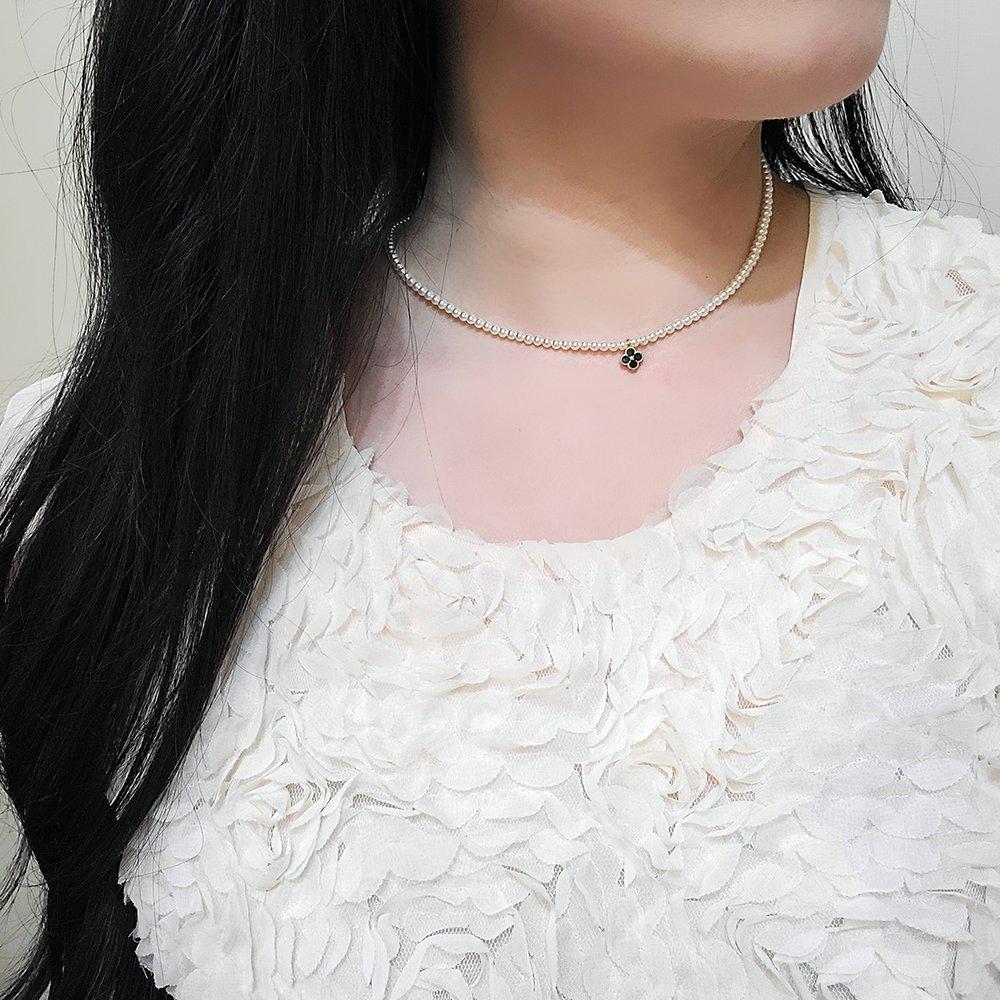 Flower 3mm Pearl Necklace