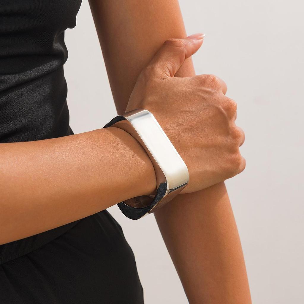 Набор металлических браслетов с геометрическим узором в европейском и американском стиле