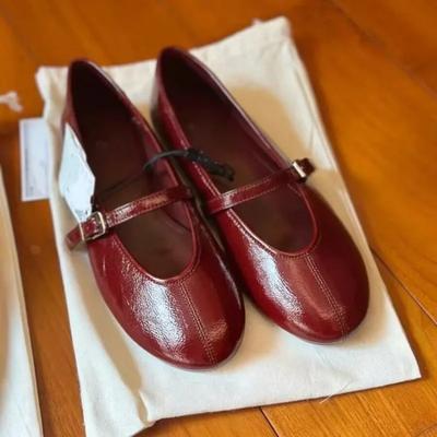 Туфли женские с пряжкой на ремне женские балетки для отдыха на природе повседневные балетки женские швейные с круглым носком мягкая подошва большие размеры женская обувь