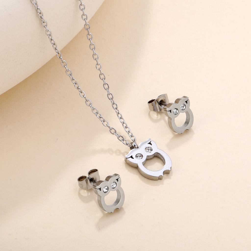 Fashion Cute Owl Charms Pendant Necklace Delicate Owls Animals Small Earrings Stud Titanium Steel Jewelry Set Young Teenagers