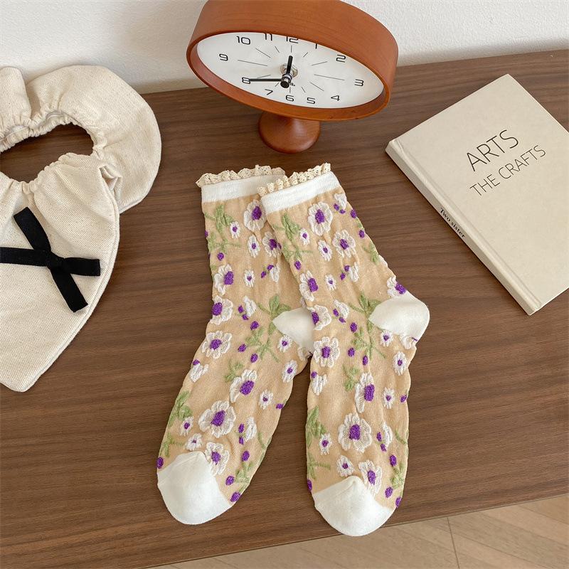 New Autumn and Winter Women Socks Floral Print Vintage Middle Tube Socks Japanese Fashion Harajuku Retro Sweet Girl Ruffle Socks
