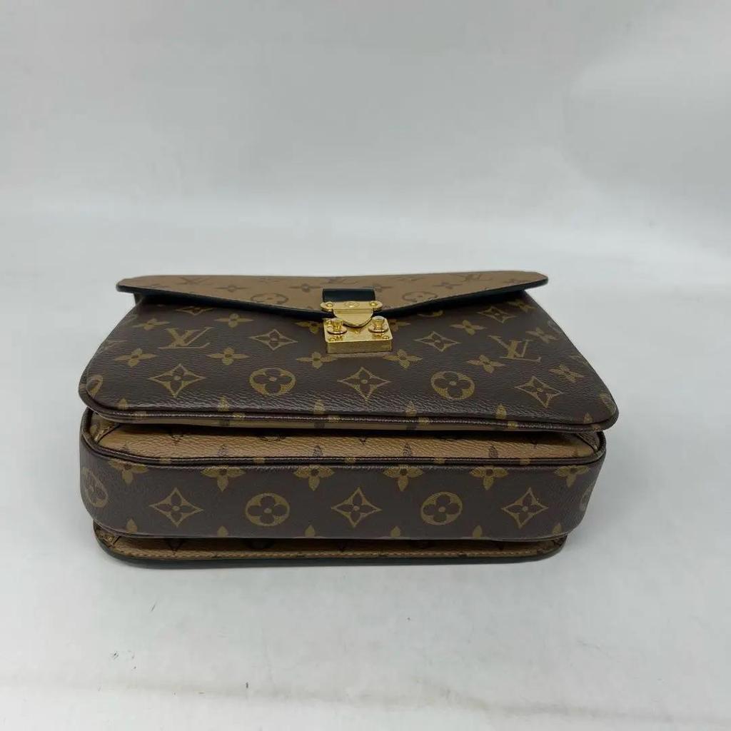 [Б/У] Louis Vuitton Pochette Metis 'Коричневый холст Monogram Reverse' - Очень хорошее состояние #1YL5ZA7