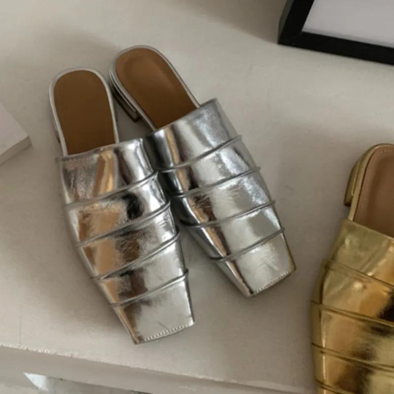 Модные женские повседневные тапочки 2025 Новые летние удобные туфли Женские домашние уличные повседневные сандалии Легкие дизайнерские тапочки Слайды Женские