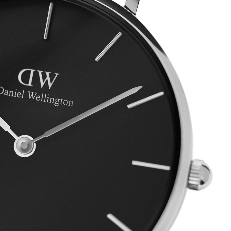 DANIEL WELLINGTON Европейские и американские часы Часы Кварцевый механизм Кожаный ремешок 32 мм Черный циферблат Женские часы Простые Модные DW00100178