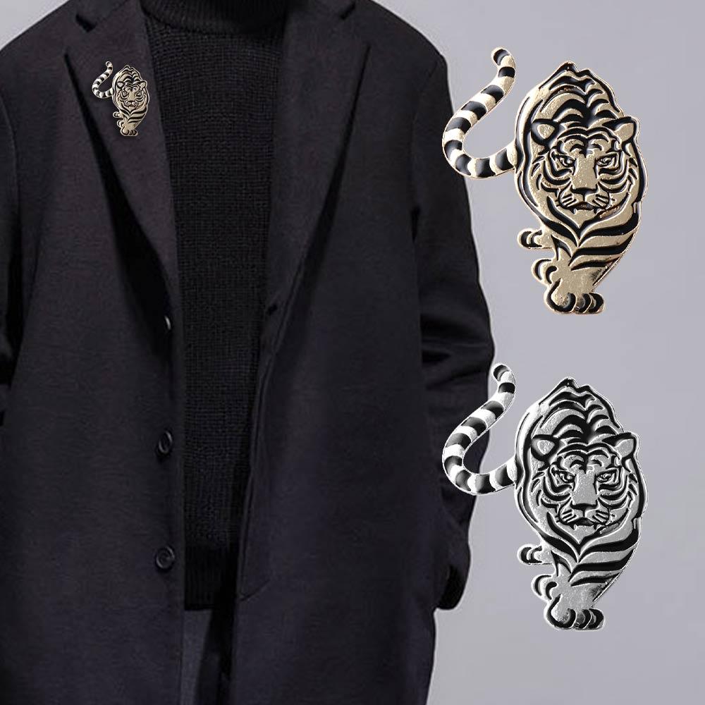 Metal Sweater Pin Chinese Style Enamel Animal Brooches Pins Tiger Pendant Men Brooch Tiger Brooch