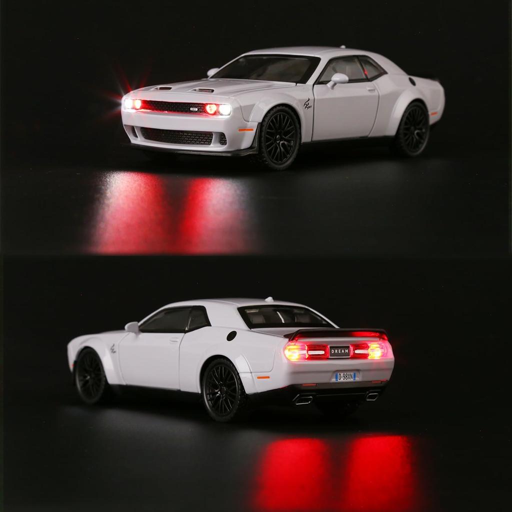 Масштаб 1/32 Dodge Hellcat Challenger Die Cast Metel Pull Back Model Car Hellcat со звуком и светом Hellcat Car Toy Car Toy Gifts для детей от 3 лет и старше