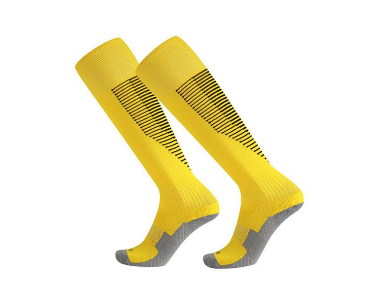 "Children's and Adult Quick-Dry Non-Slip Knee-High Sports Socks - Thick Terry Bottom, Multi-Color Options for Boys and Girls."