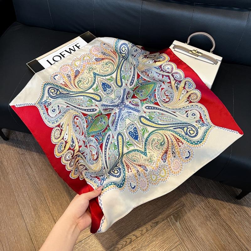 Spring and summer new Korean fashion sweet polka dot simulation silk small square scarf women's thin sunscreen silk scarf decorative small scarf