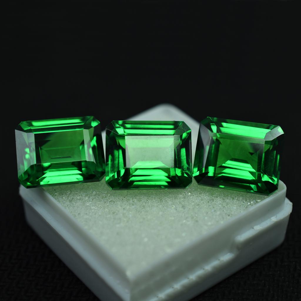 Tsavorite Garnet Jewelry Making Loose Gemstone 30 Ct Green Emerald Cut