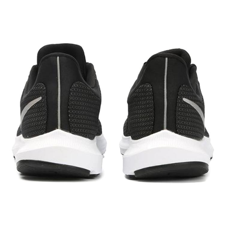 Nike Quest Черно-белый AA7403-001