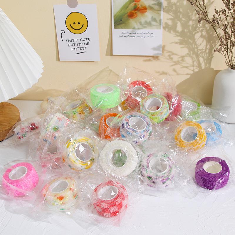 Самоклеящаяся эластичная повязка на палец: Защита от износа и мозолей для спорта и письма